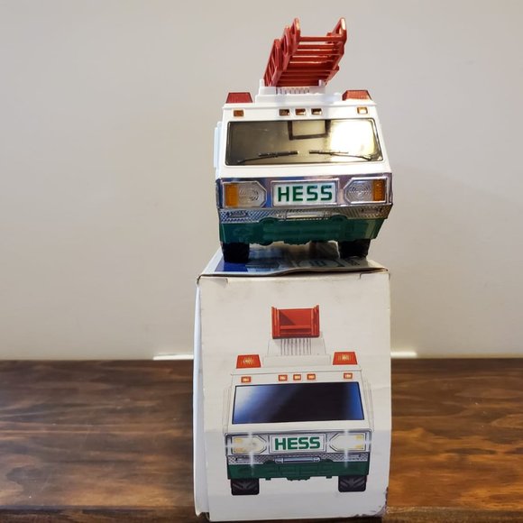 1996 Hess Emergency Truck - Picture 2 of 6